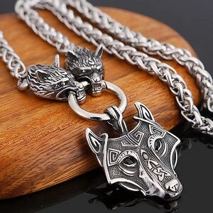 New! MEN'S Nordic Wolf Pendant Necklace.